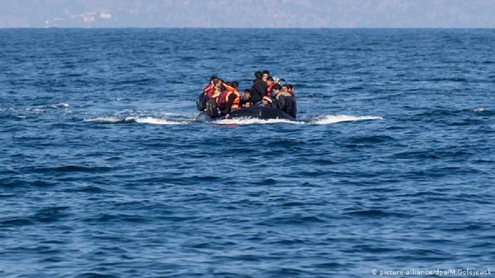 Διάσωση 25 παράνομων μεταναστών στην Κω από το Λιμενικό – Βυθίστηκε η λέμβος που επέβαιναν