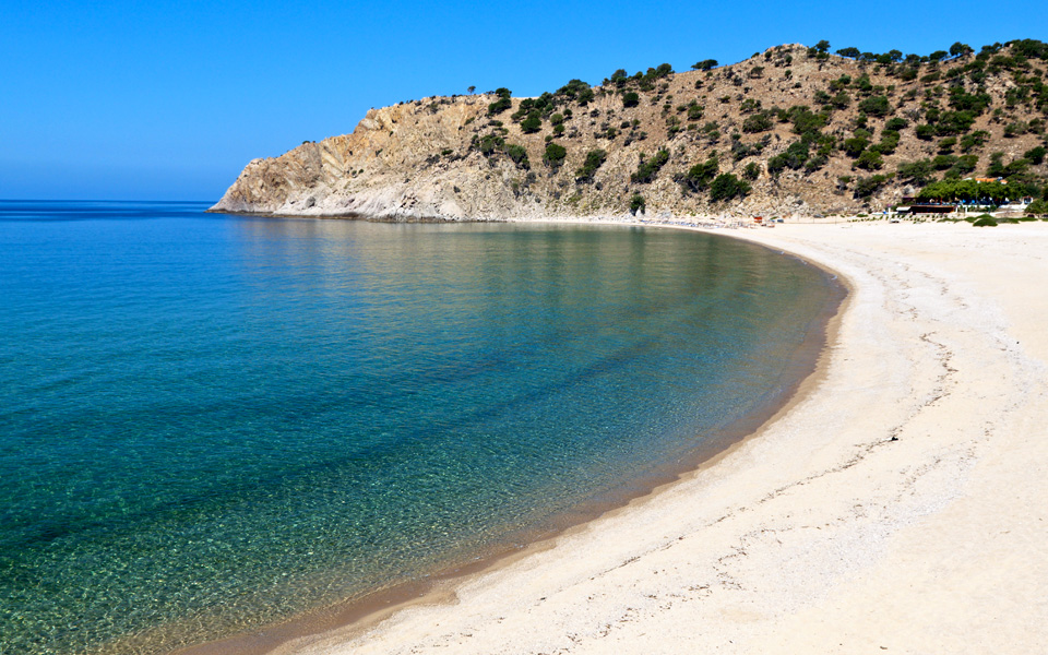 Οκτώ πιο οικονομικά νησιά για εσένα που θέλεις να κλείσεις διακοπές… την τελευταία στιγμή