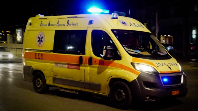 Φορτηγό συγκρούστηκε με μοτοσικλέτα στην Πέτρου Ράλλη – Ένας νεκρός