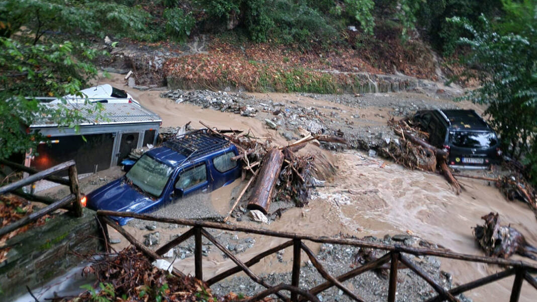 Σε κατάσταση έκτακτης ανάγκης Μαγνησία, Σποράδες, Καρδίτσα, Τρίκαλα και Δήμοι της Θεσσαλίας λόγω της κακοκαιρίας