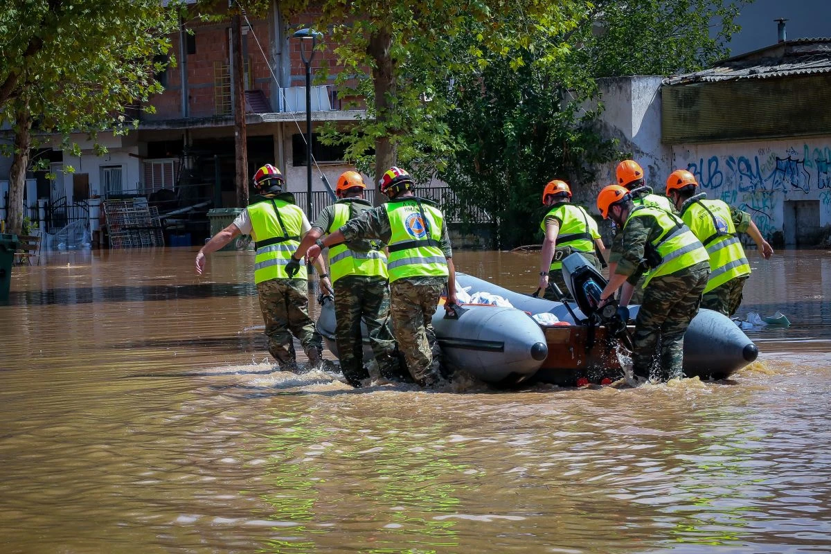 Πυροσβεστική: Τις 4.250 έφτασαν οι διασώσεις – 767 απεγκλωβισμοί από αέρος