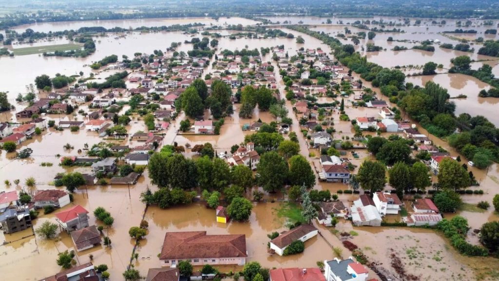 Νέα εγκύκλιος από το υπ.Υγείας για την απολύμανση των εξωτερικών χώρων στις πλημμυρισμένες περιοχές