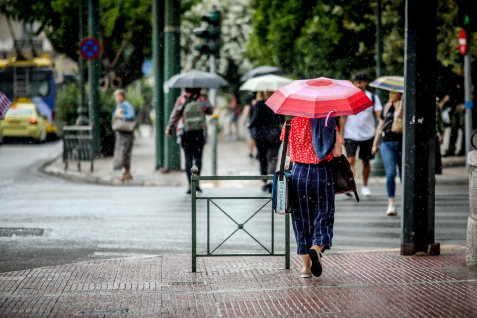 Καιρός: Έρχεται έκτακτο δελτίο επιδείνωσης από την ΕΜΥ – Καταιγίδες σε Ιόνιο και δυτική Στερεά