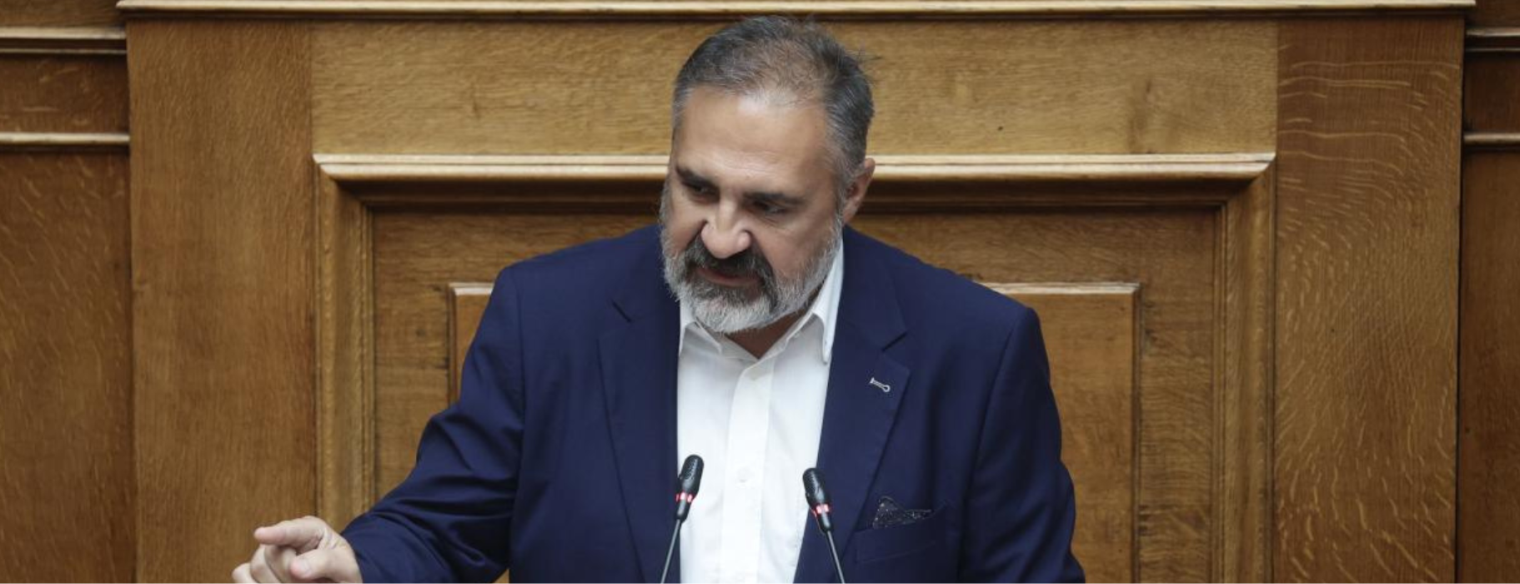 Βόμβα εξερράγη στην πολυκατοικία όπου διαμένει ο βουλευτής των «Σπαρτιατών» Γιάννης Δημητροκάλης