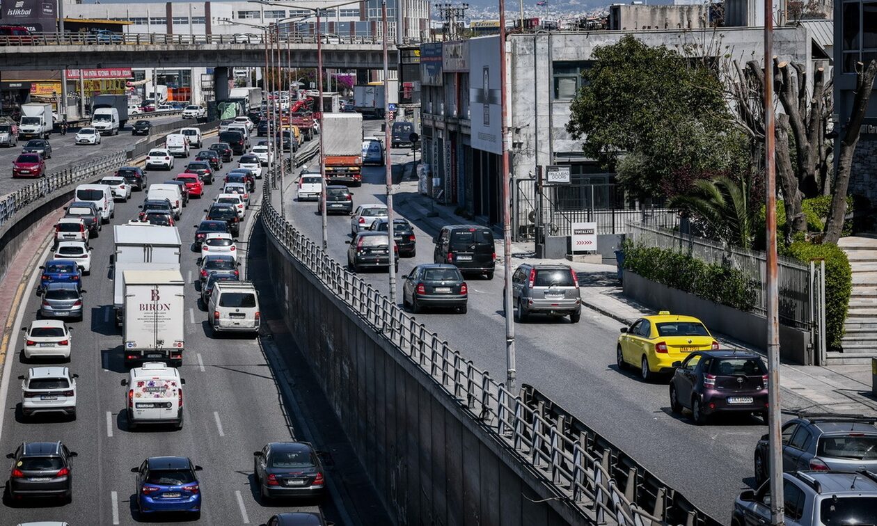 Αυξημένη η κίνηση στους δρόμους της Αττικής – Στο «κόκκινο» ο Κηφισός