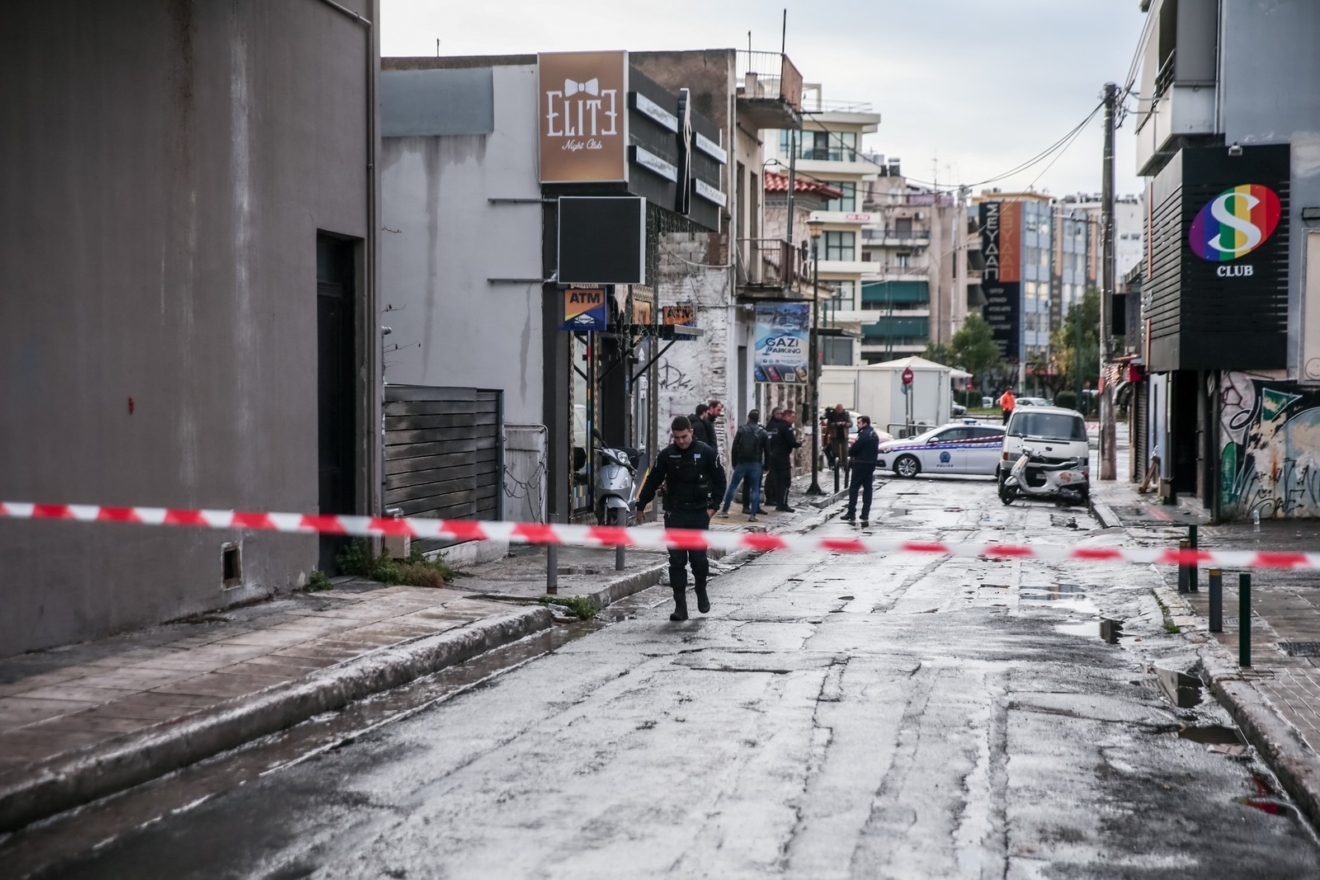 Πατέρας τραυματιών από τους πυροβολισμούς στο Γκάζι: «Τους πυροβόλησαν σαν να έκαναν σκοποβολή»