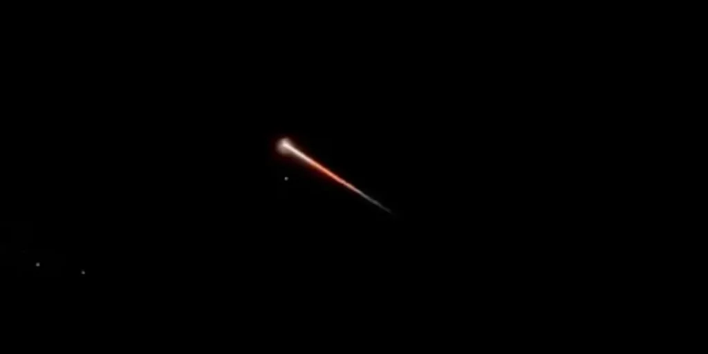 Έλον Μασκ: Κάμερα κατέγραψε τη στιγμή που πύραυλος πετάει στο διάστημα μετά την επιτυχημένη εκτόξευση της SpaceX