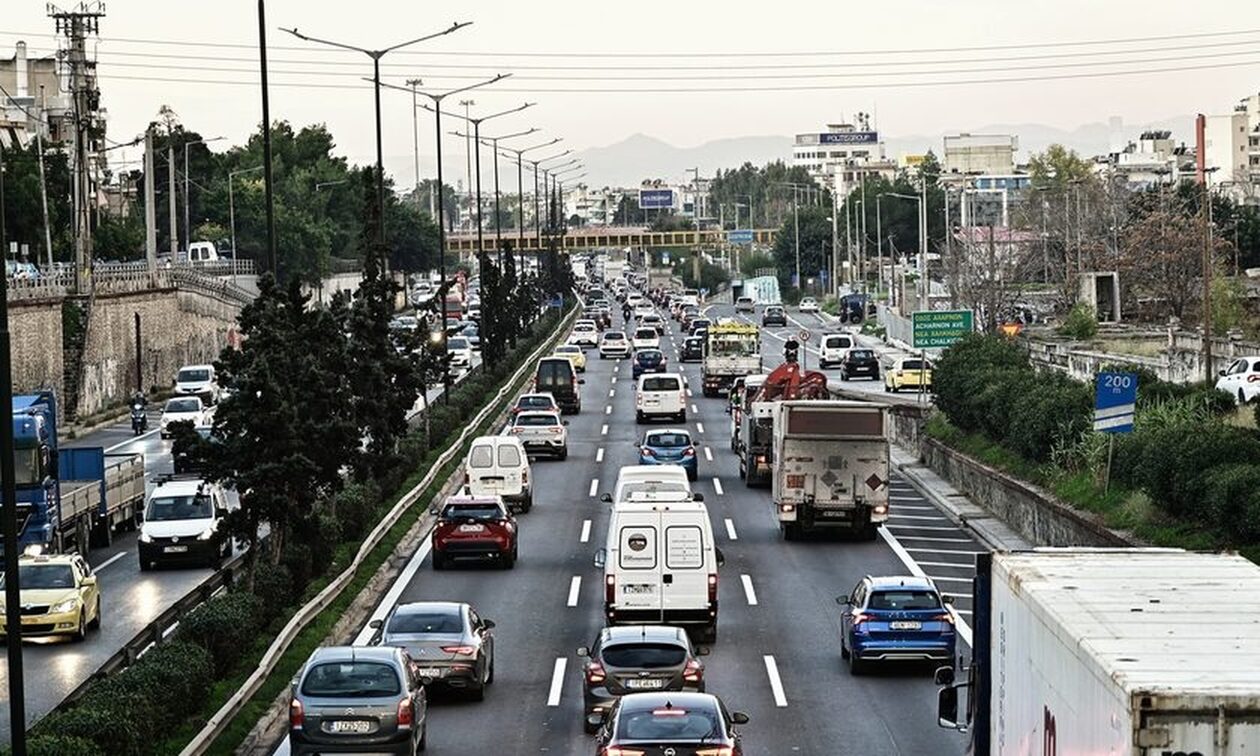 Αττική: Σε αυτούς τους δρόμους υπάρχει αυξημένη κίνηση (χάρτης)