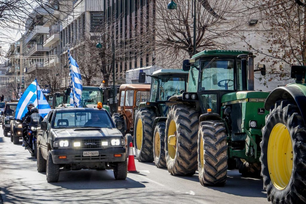 Στη Θεσσαλονίκη από σήμερα οι αγρότες – Με 300 τρακτέρ στην έκθεση Agrotica