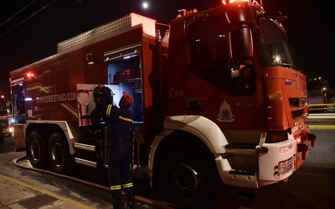 Ηράκλειο: Ξέσπασε φωτιά σε σπίτι στον οικισμό Ατσιπάδες