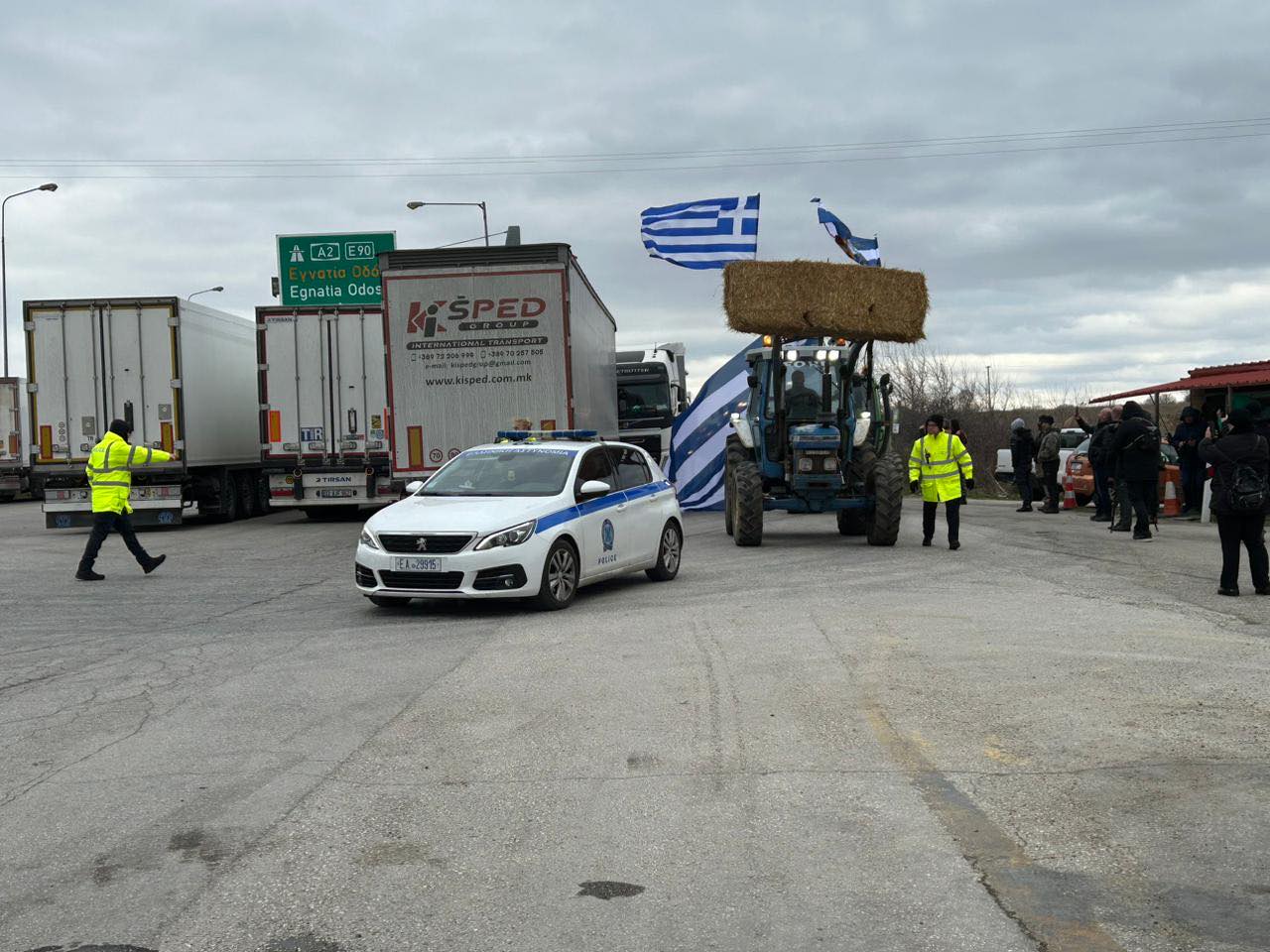 «Στέλνουμε ένα μήνυμα προς την κυβέρνηση»: Κλειστά σήμερα το μεσημέρι τα τελωνεία του Ορμενίου και των Κήπων