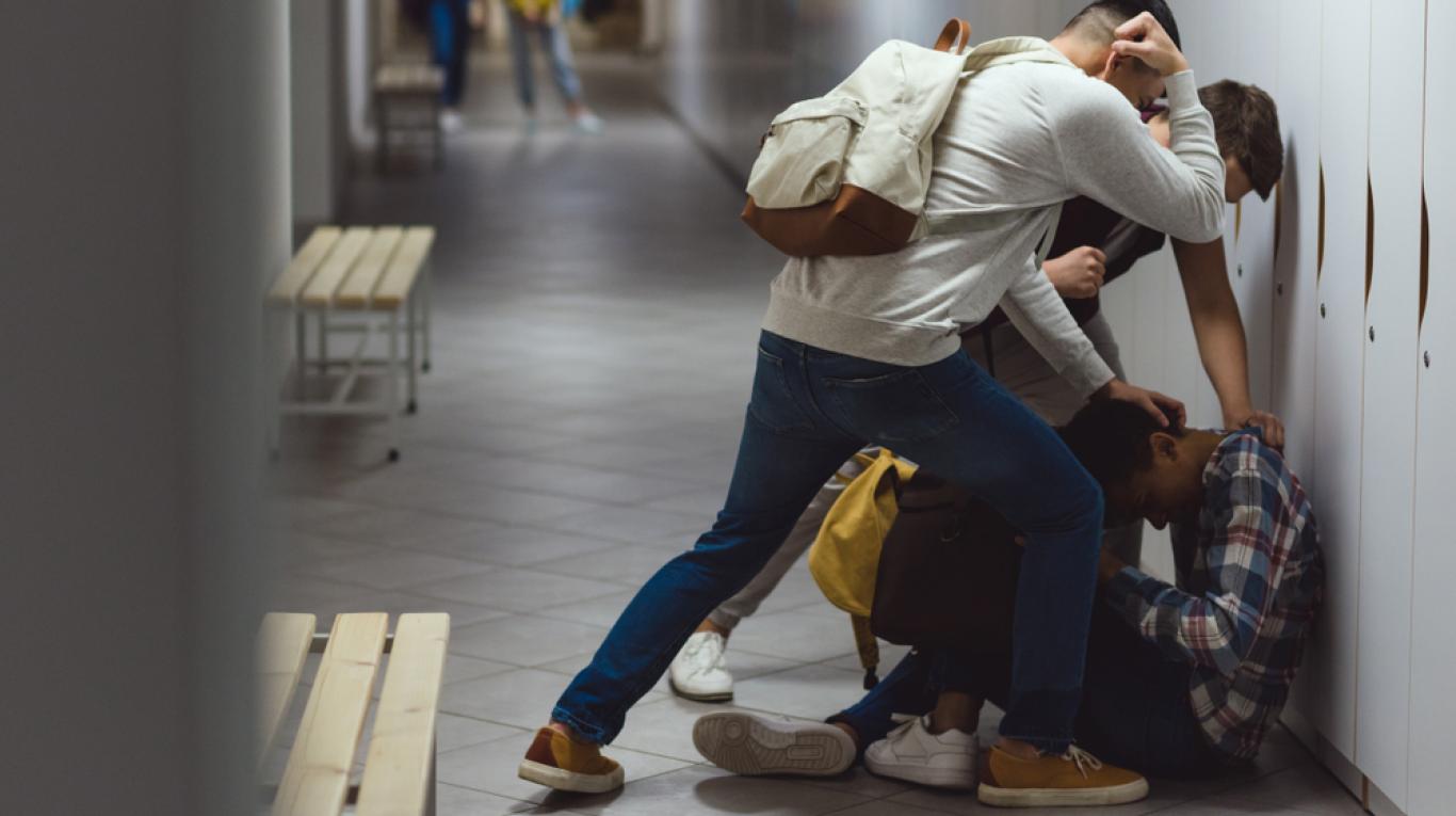 «Καλπάζει» η εγκληματικότητα ανηλίκων: 30 άτομα ξυλοκόπησαν 16χρονη και τον φίλο της στο Άργος (upd)