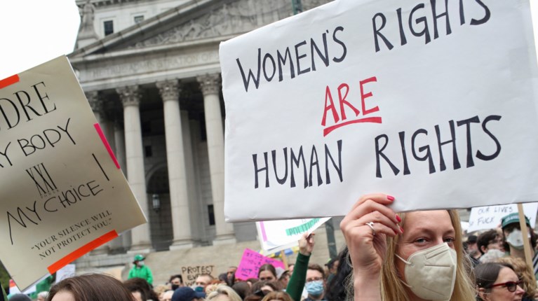 ΗΠΑ: Αλματώδη αύξηση των στειρώσεων μετά την απαγόρευση των εκτρώσεων