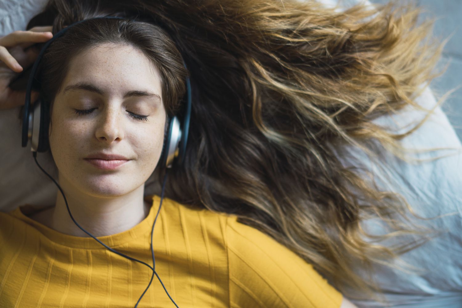 Όταν ακούμε τη μουσική που αγαπούσαμε στο σχολείο ωφελείται η ψυχική μας υγεία