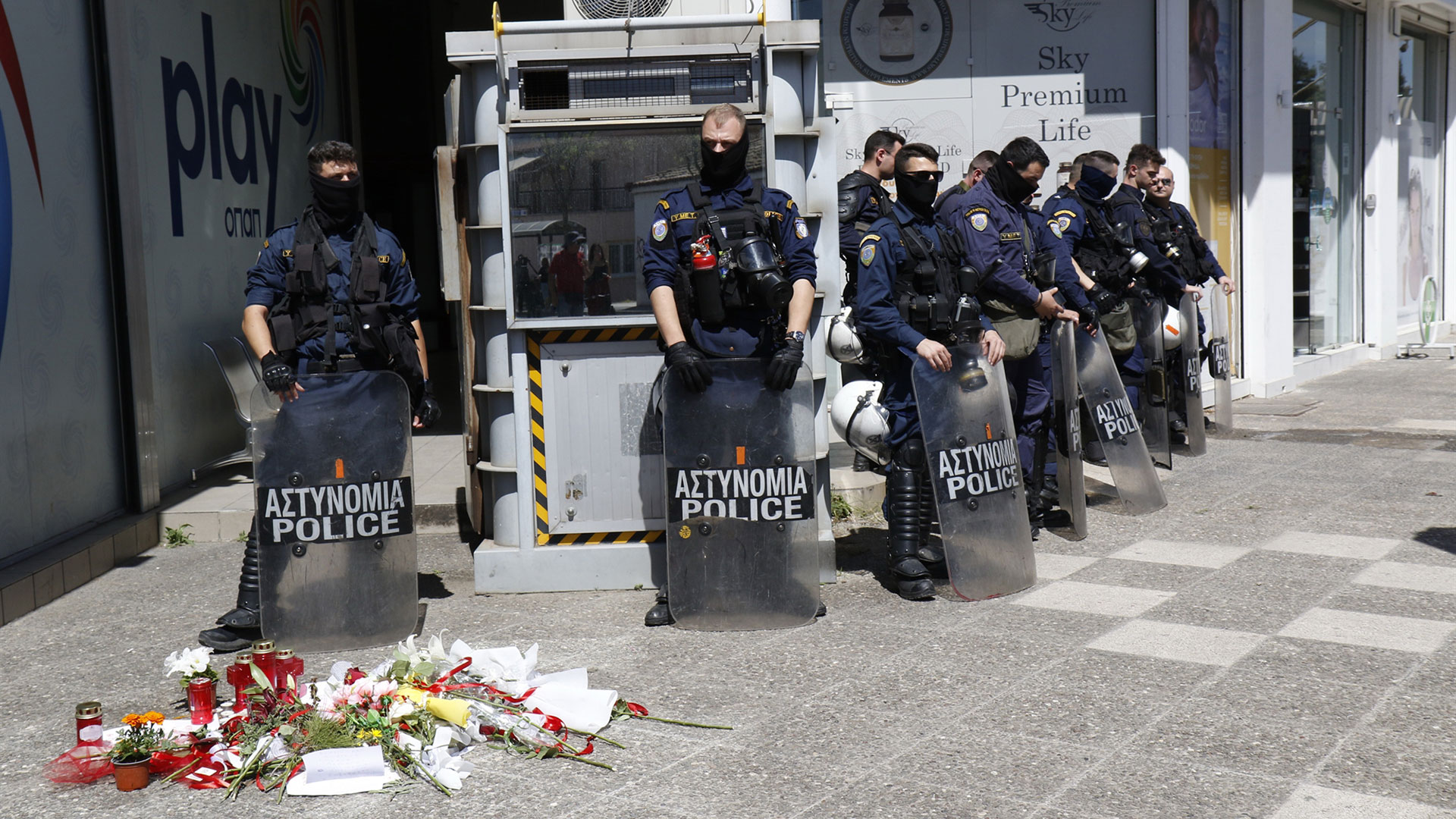 Άγιοι Ανάργυροι: «Καταπέλτης» η ΕΔΕ που καταγράφει τις ευθύνες για τη δολοφονία της Κυριακής έξω από το αστυνομικό τμήμα