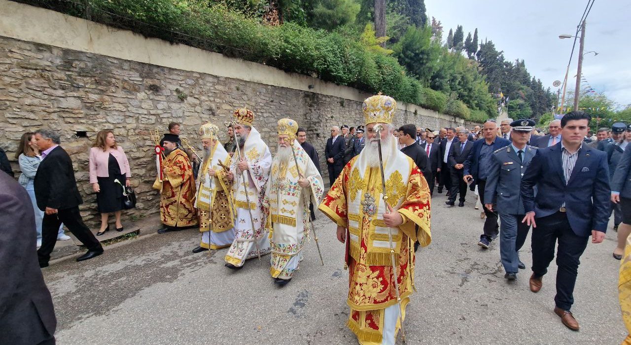 Αίγιο: Η υφ. Υποδομών Χ.Αλεξοπούλου δεν έγινε δεκτή στο γεύμα των Μητροπολιτών στην εορτή της Παναγίας Τρυπητής