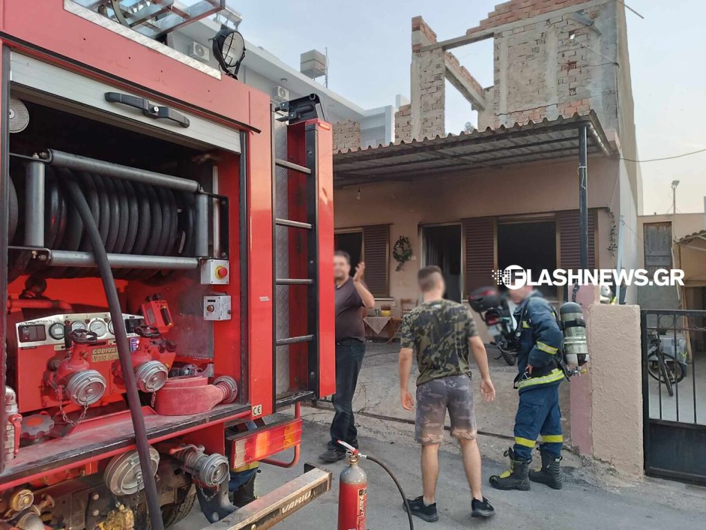 Χανιά: Σπίτι τυλίχθηκε στις φλόγες – Αρκετές οι υλικές ζημιές (φωτο) 