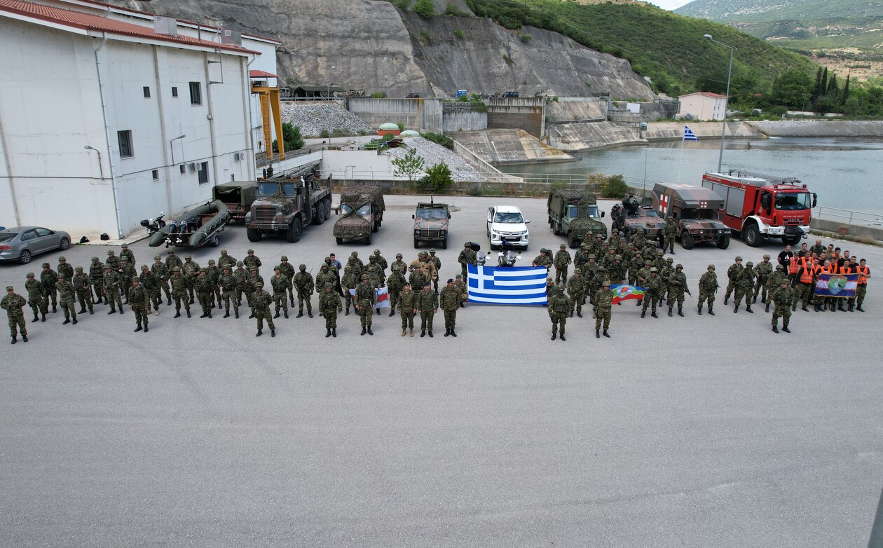 Ολοκληρώθηκε η άσκηση «Δυναμική Αντίδραση-24»: Δείτε εντυπωσιακές εικόνες από την εκπαίδευση Εθνοφυλάκων (φώτο)