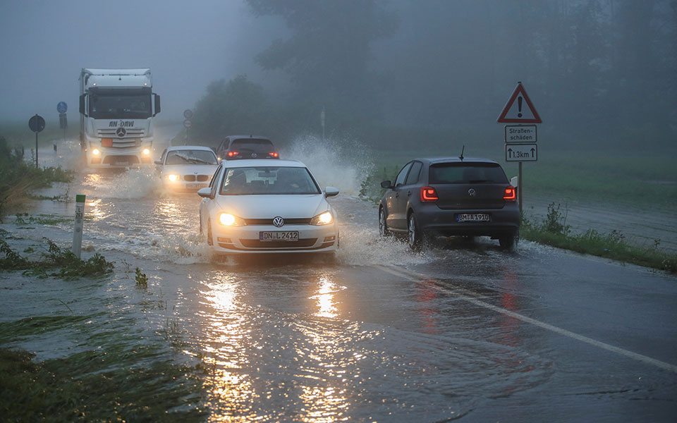 Γερμανία: Πέντε άνθρωποι έχασαν τη ζωή τους από τη «βροχή του αιώνα»