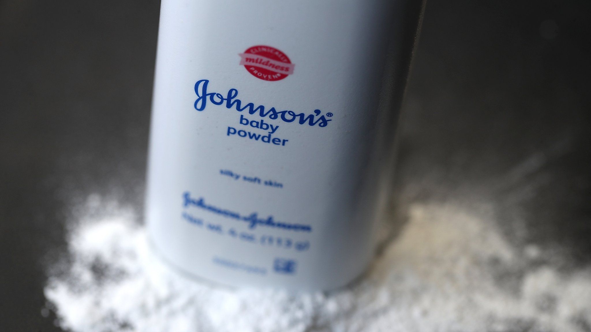 Johnson & Johnson: Πρόστιμο 260 εκατ. δολαρίων για το ταλκ που προκαλεί καρκίνο