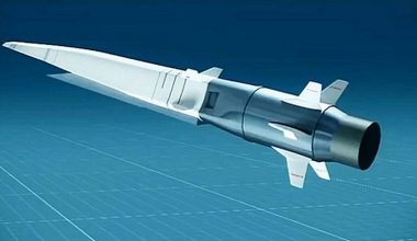 Υπερ-υπερηχητικούς πυραύλους τύπου Zircon θα φέρουν τα ρωσικά πολεμικά που θα βρεθούν στην Κούβα