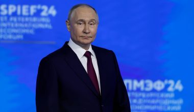 Β.Πούτιν: Το 40% του εμπορικού τζίρου είναι πλέον σε ρούβλια