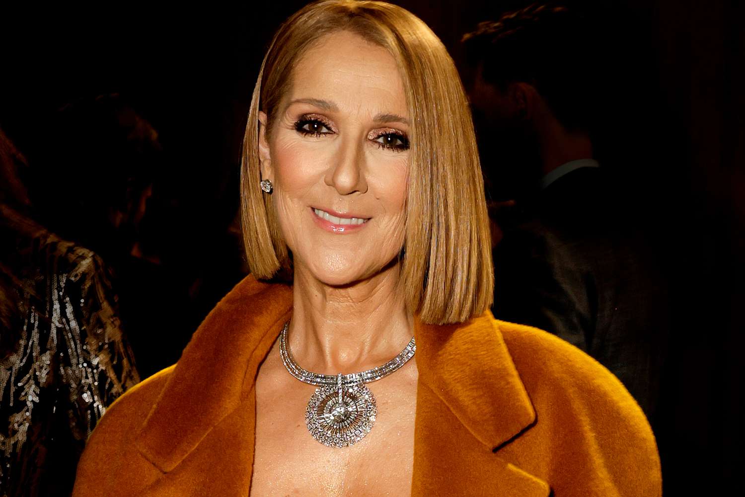 Celine Dion για το Σύνδρομο του Δύσκαμπτου Ανθρώπου: «Είναι σα να σε πνίγει κάποιος – Νιώθεις πίεση στο λάρυγγά σου»