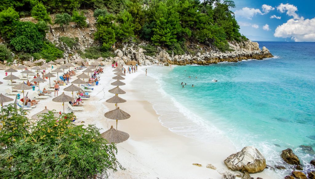 Δείτε ποια είναι τα πιο οικονομικά νησιά για καλοκαιρινές διακοπές στην Ελλάδα