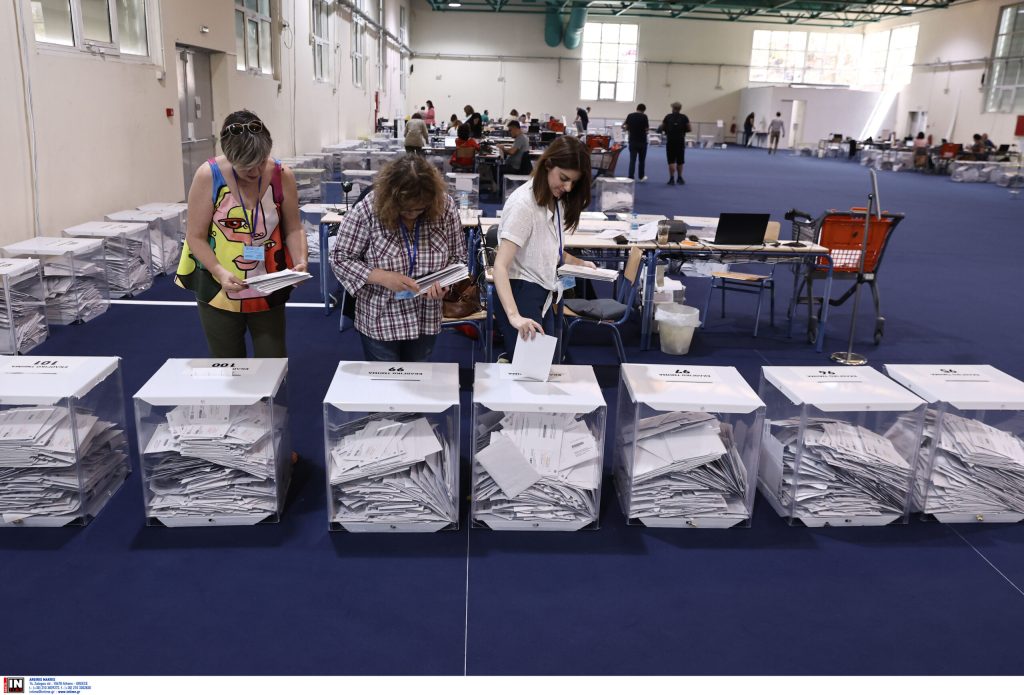 Περιστέρι: Εκτός κάλπης αρκετοί φάκελοι επιστολικών ψήφων – Το λάθος που έκαναν οι περισσότεροι