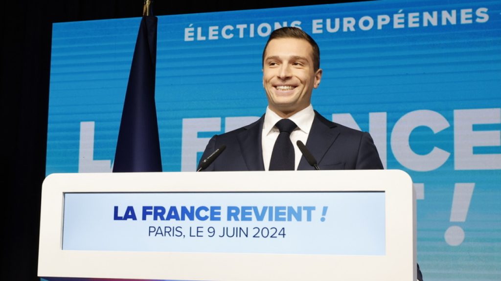 Γαλλία: Ο ηγέτης της δεξιάς Ζορντάν Μπαρντελά θα είναι υποψήφιος για την πρωθυπουργία