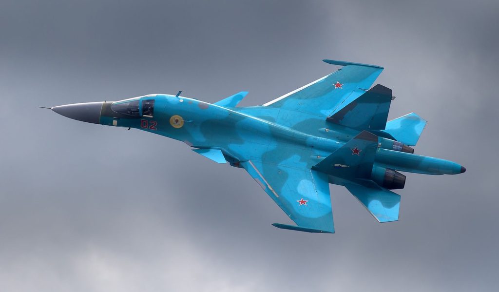 Ρωσικά μαχητικά υποστρατηγικής κρούσης Su-34 «λιώνουν» με κατευθυνόμενες εναέριες βόμβες FAB-500 ουκρανικές μονάδες