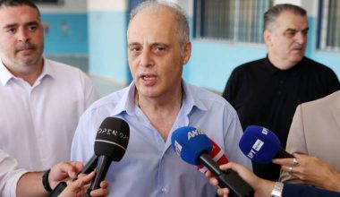 Ο Κ.Βελόπουλος καταγγέλλει: «Άλλα έλεγε η καταμέτρηση της επιστολικής ψήφου άλλα πήγαιναν στο υπουργείο»