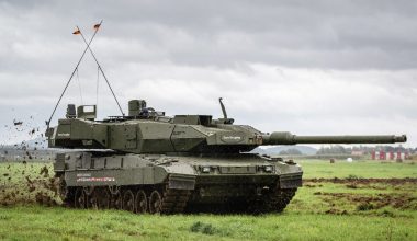 Τσεχία: Σχεδιάζει την απόκτηση 77 νέων άρματων μάχης Leopard 2A8