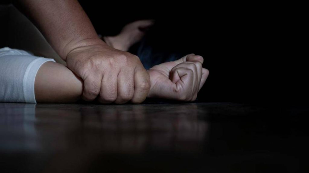 Ηράκλειο: 27χρονη κατήγγειλε για βιασμό τον 17χρονο πρώην σύντροφό της