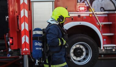 Εύβοια: Ξέσπασε πυρκαγιά στην περιοχή Καλύβια