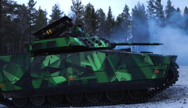 Ολλανδία: Από το 2026 τα πρώτα οχήματα μάχης πεζικού CV90 στην Ουκρανία