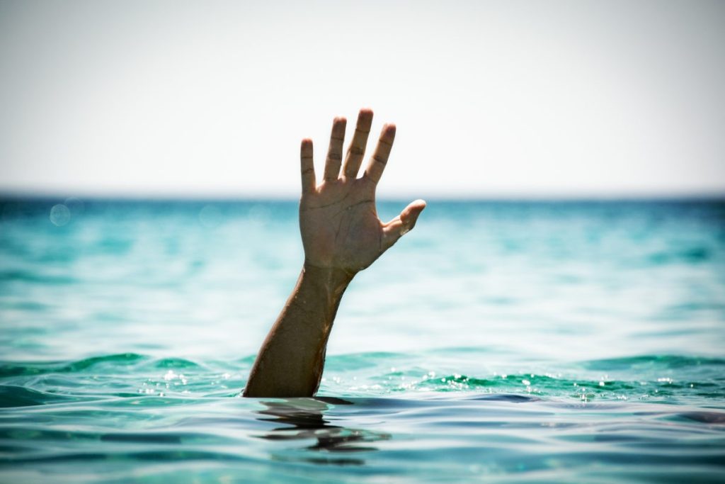 Χερσόνησος: 82χρονη τουρίστρια ανασύρθηκε νεκρή από τη θάλασσα της Σταλίδας