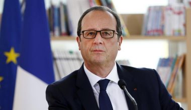 Γαλλία: Ως υποψήφιος βουλευτής με το νέο Λαϊκό Μέτωπο θα κατέβει στις εκλογές ο Φρανσουά Ολάντ
