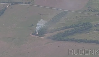 Ο ρωσικός στρατός κατέστρεψε αεροσκάφος των Ουκρανικών Ενόπλων Δυνάμεων κοντά στο Καλινόβε (βίντεο)