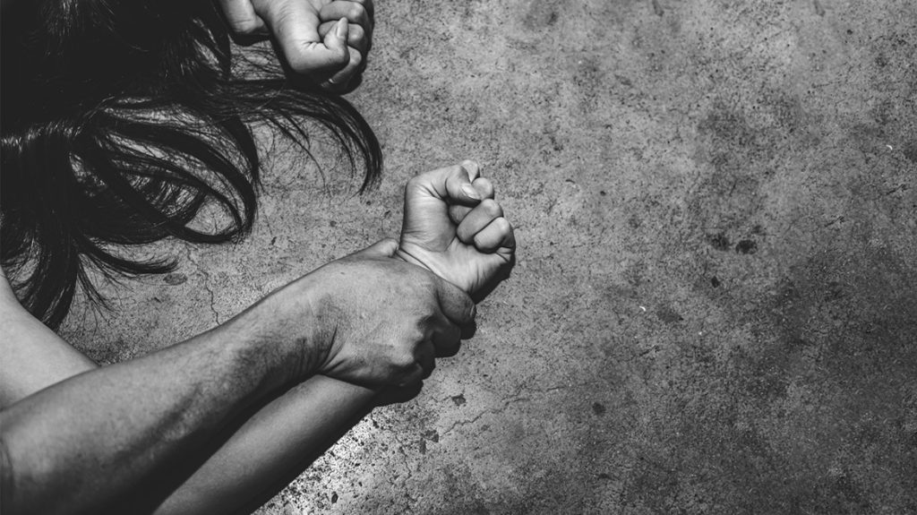 Φρίκη στη Νέα Κίο: Βίαζαν την ξαδέλφη τους από τα πέντε της έτη για 12 χρόνια