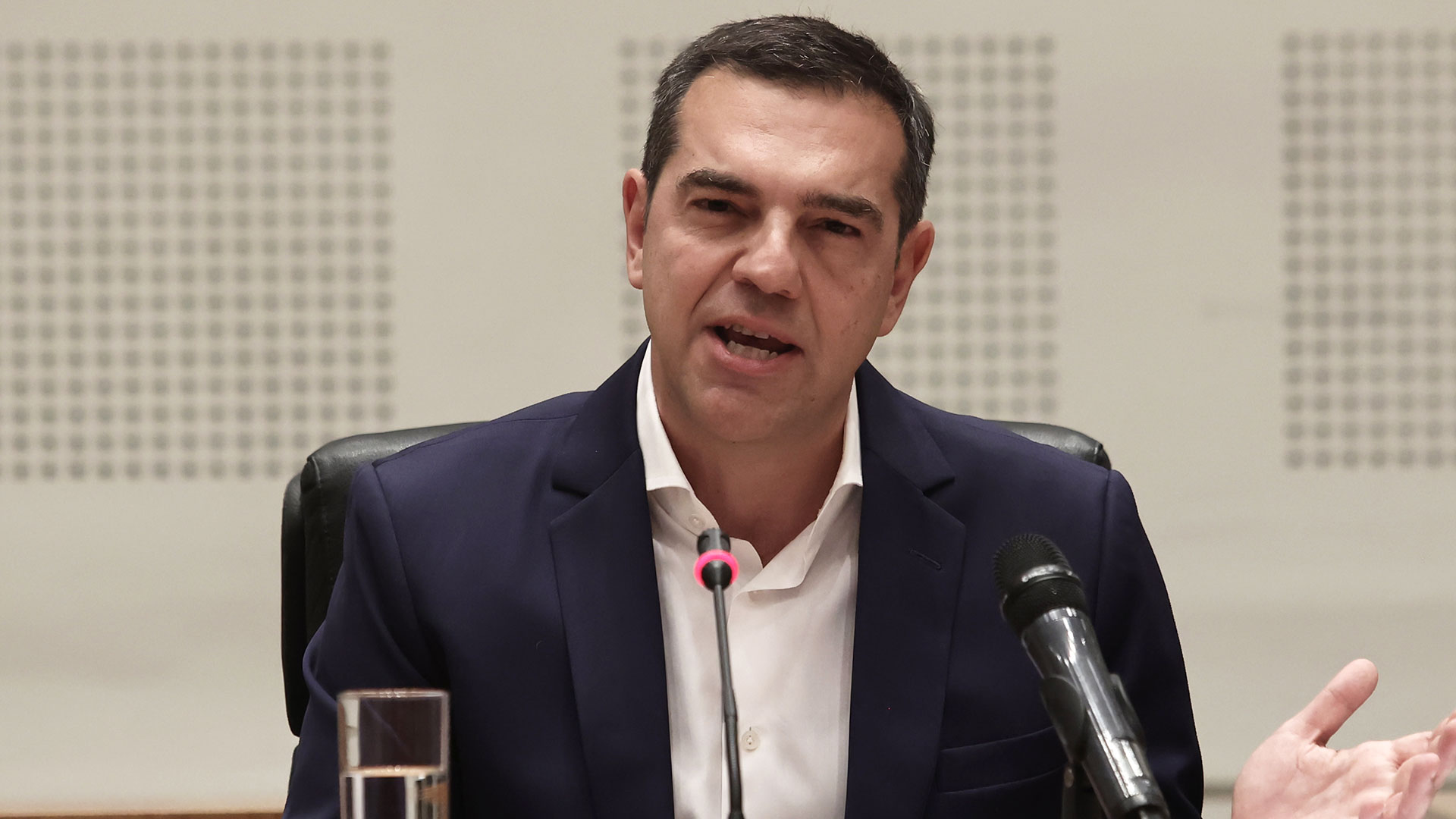 Α.Τσίπρας: «Δεν πρέπει και δεν μπορούμε να μείνουμε απαθείς»