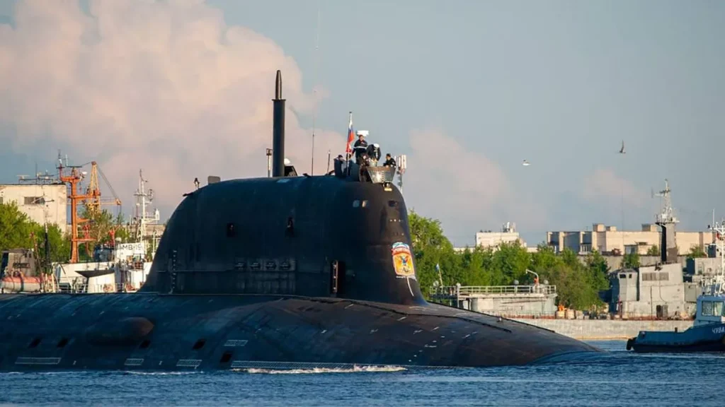 Ηνωμένο Βασίλειο: Ρωσικό πυρηνικό υποβρύχιο με υπερ-υπερηχητικές κεφαλές Avangard «σε θέση βολής» στα ανοιχτά της Σκωτίας