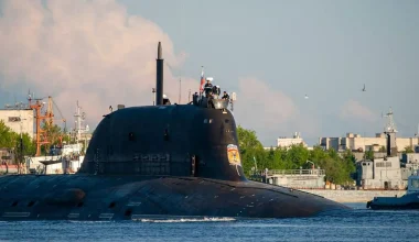 Ηνωμένο Βασίλειο: Ρωσικό πυρηνικό υποβρύχιο με υπερ-υπερηχητικές κεφαλές Avangard εμφανίστηκε στα ανοιχτά της Σκωτίας