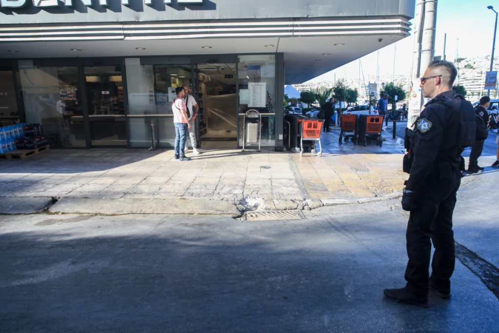 Πυροβολισμοί στον Πειραιά: Στην ομάδα του Τούρκου Ramazan B. ανήκαν τα θύματα της ένοπλης επίθεσης