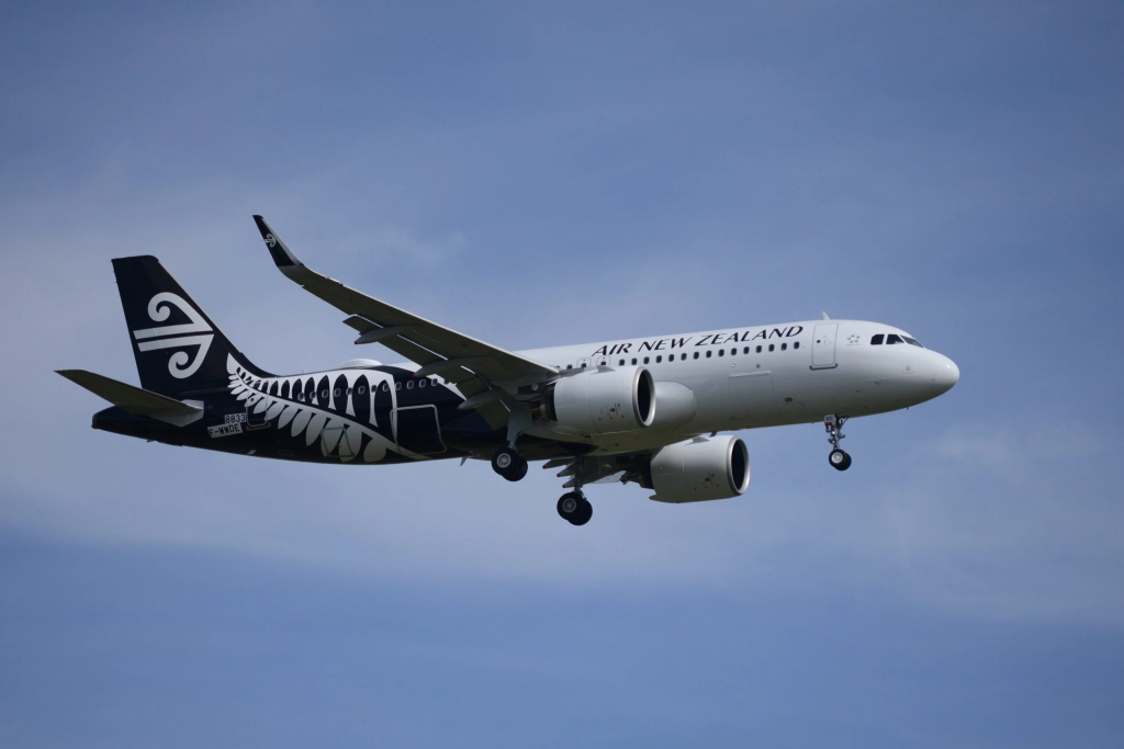 «Τρόμος» για τους επιβάτες πτήσης της Air New Zealand – Δύο τραυματίες από αναταράξεις
