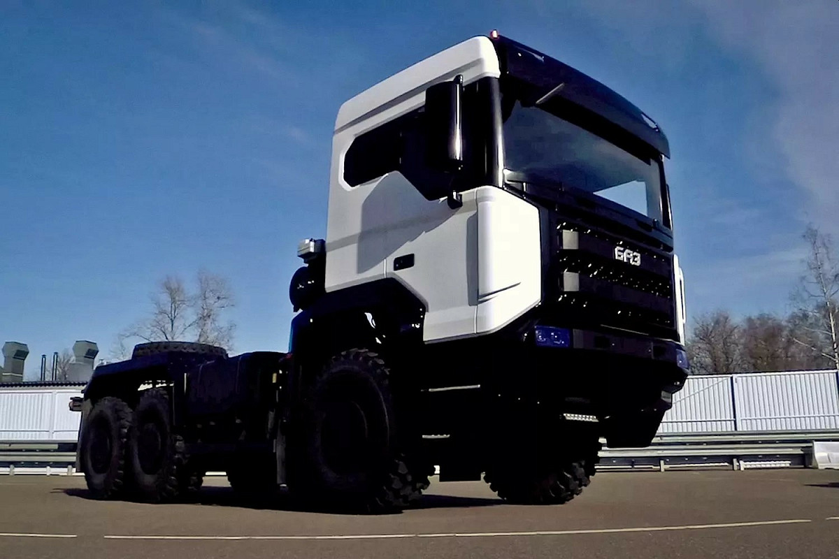 Ρωσία: Νέα γραμμή συναρμολόγησης ρωσικών φορτηγών στην Αγία Πετρούπολη