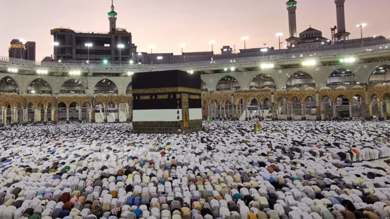 Ξεπέρασαν τους 900 οι νεκροί σε προσκύνημα μουσουλμάνων στην Σαουδική Αραβία – Άλλοι ποδοπατήθηκαν και άλλοι από τον καύσωνα