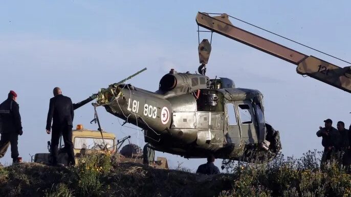 Τυνησία: Συντριβή στρατιωτικού ελικοπτέρου σε αεροπορική βάση – Νεκρός ένας εκ των δύο χειριστών