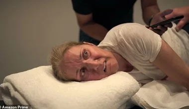 Βίντεο δείχνει τη Σ.Ντιόν να υποφέρει από τους πόνους εν μέσω της περιπέτειας με την υγεία της