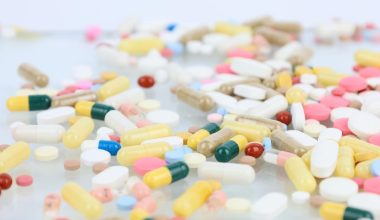 Η κυβέρνηση «χτυπά» την ακρίβεια – Ο ΕΟΦ ανακοίνωσε αυξήσεις έως 360% σε 461 φάρμακα γιατί πωλούνται φθηνά!